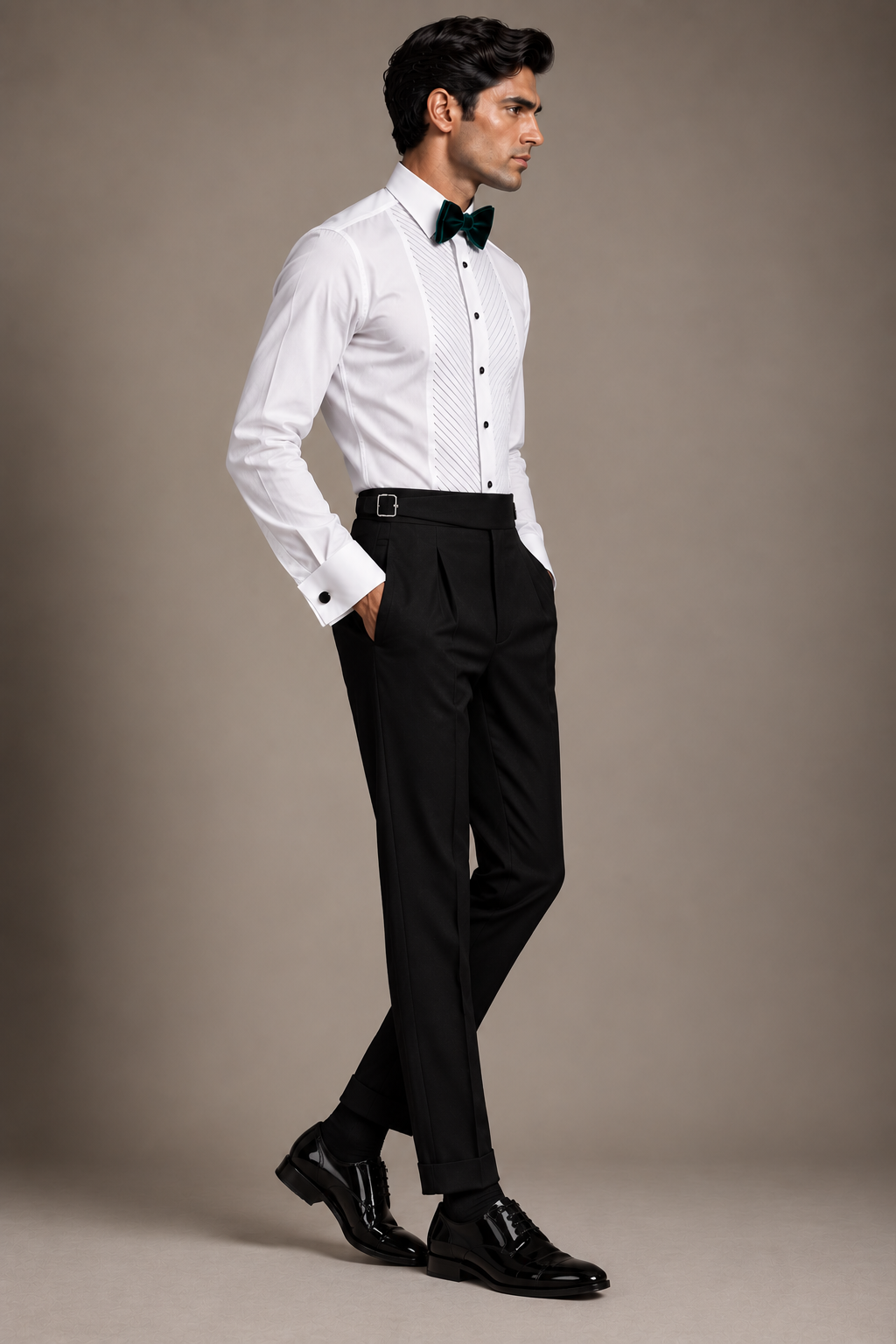 Black Single-Pleat Cuffed Trouser