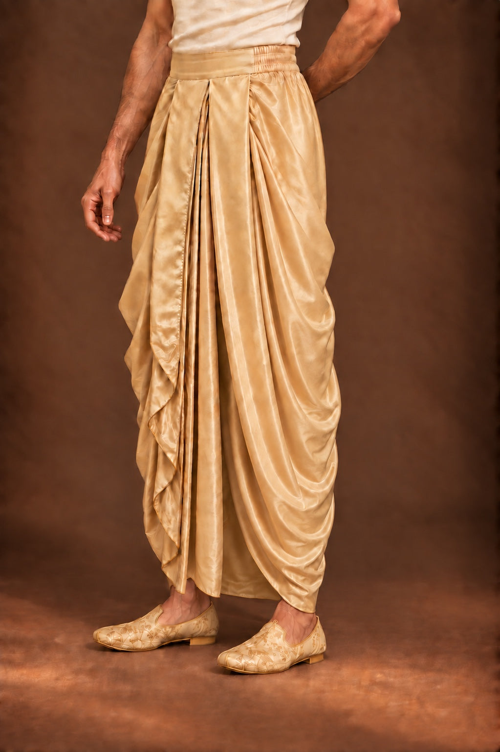 Gold Draped Pleat Lungi
